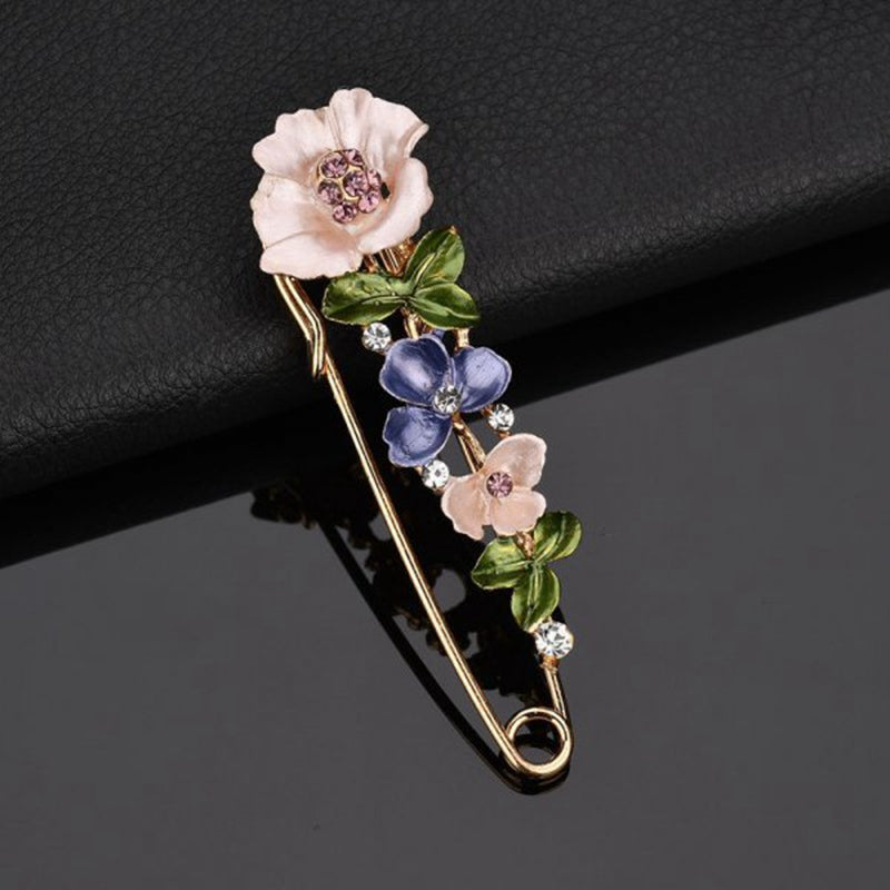 Elegant Flower Rhinestone Brooch Pin for Women