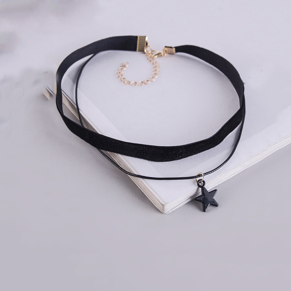 Vintage Gothic Double Layer Velvet Choker Women's Neck Chain Punk Jewelry Short Black Star Pendant Necklace Collares Para Mujer