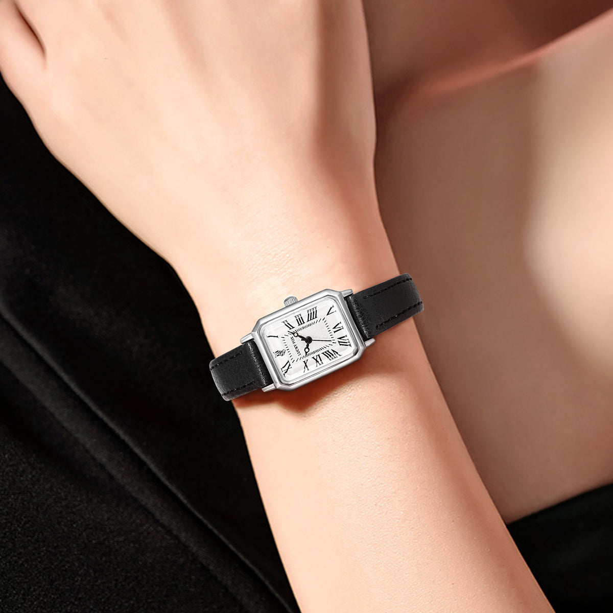 Fashion Rectangle Quartz Wrist Watch for Women Luxury Brand Roman Dial Leather Strap Ladies Watches Clock