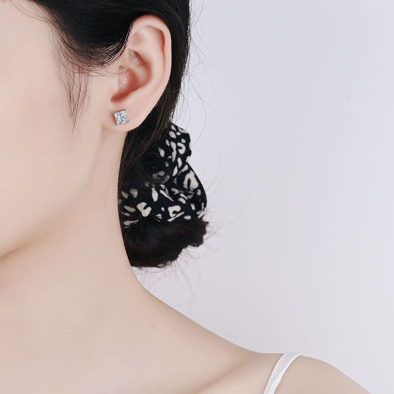 925 Sterling Silver Square Crystal Stud Earrings for Women XY0284