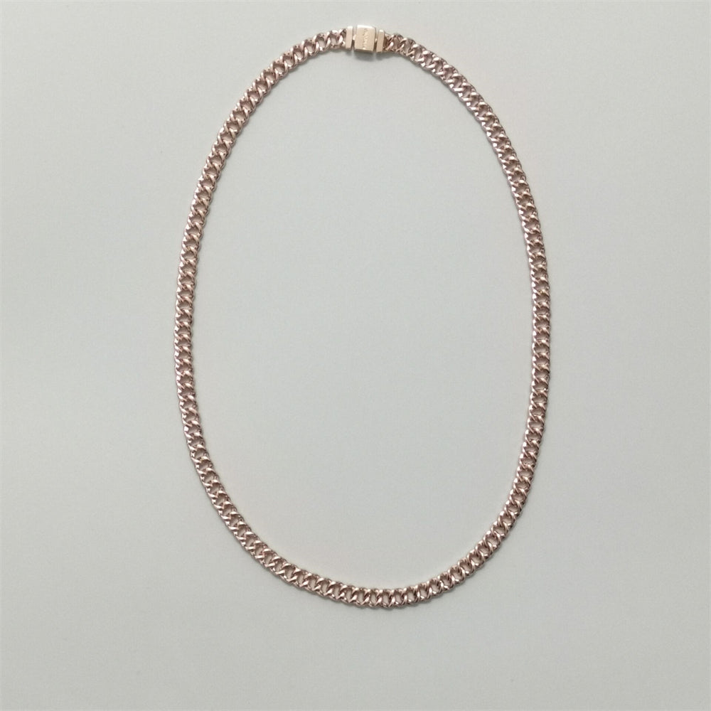 Pandora Rose Gold Pavé Cuban Chain Necklace – Elegant Sparkle in a Bold Design