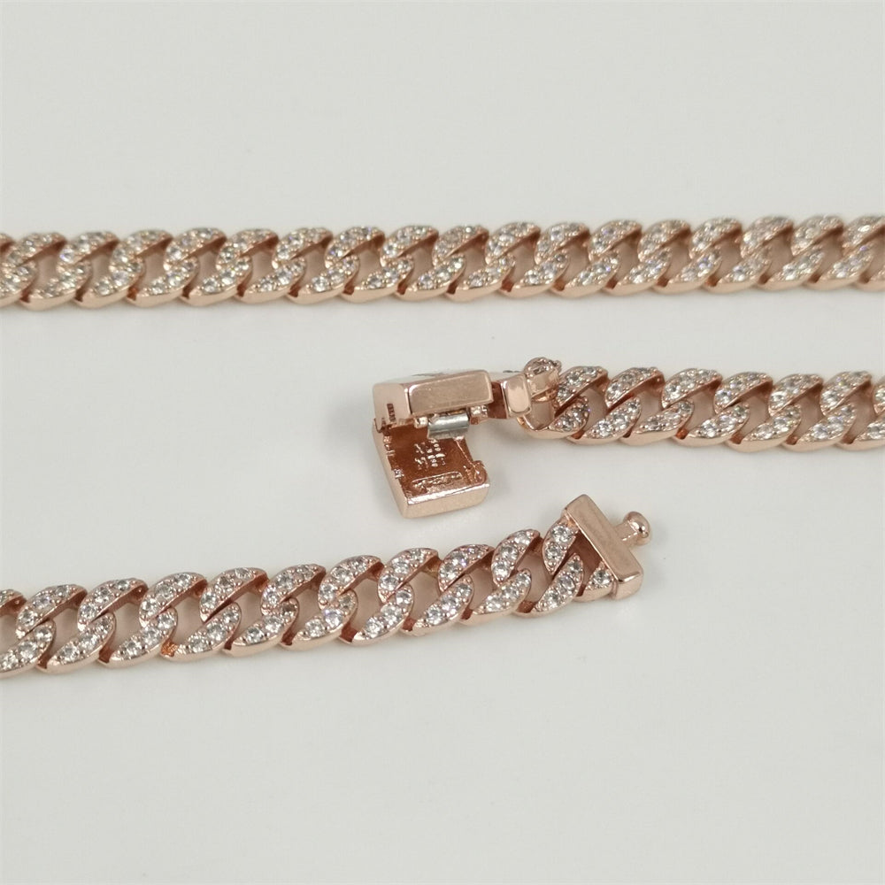 Pandora Rose Gold Pavé Cuban Chain Necklace – Elegant Sparkle in a Bold Design