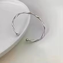 2025 Minimalist Geometric Adjustable Bracelet for Women Creative Modern Bending Design Jewelry Gift