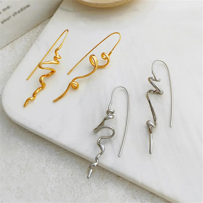 Abstract 3D Retro Drop Earrings – Edgy Fashion Statement Jewelry for Women