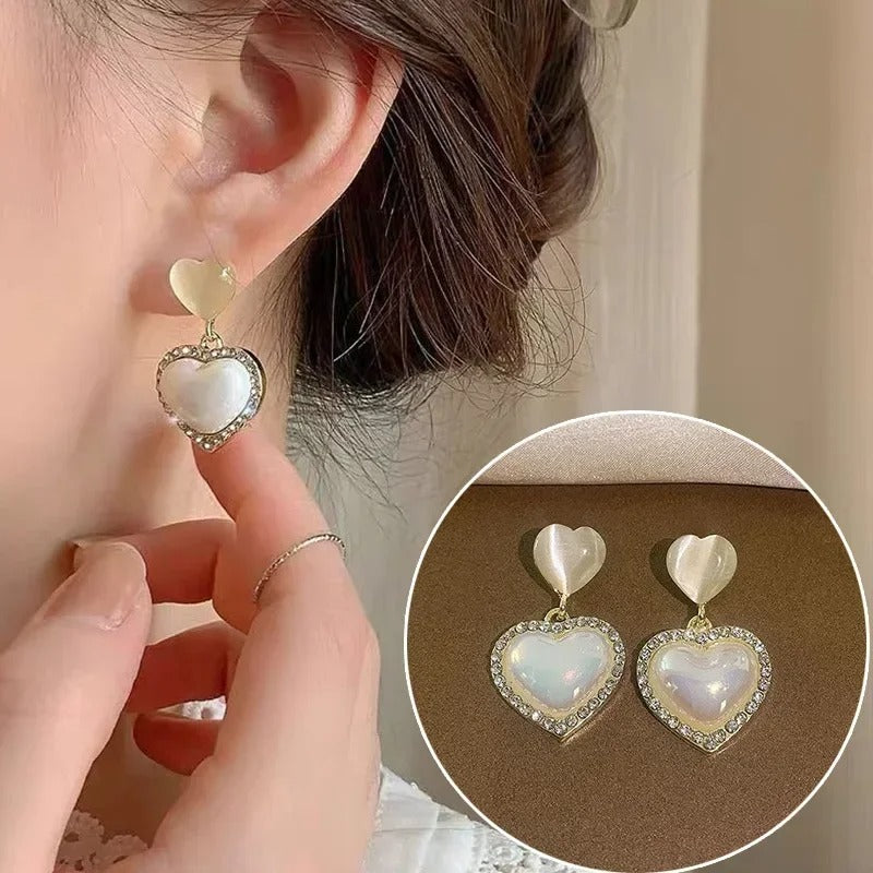 Women's Pearl Petal Ball Earrings Fashion Trend Long Flower Ball Earrings Ear Buckle Party Holiday Jewelry Gifts