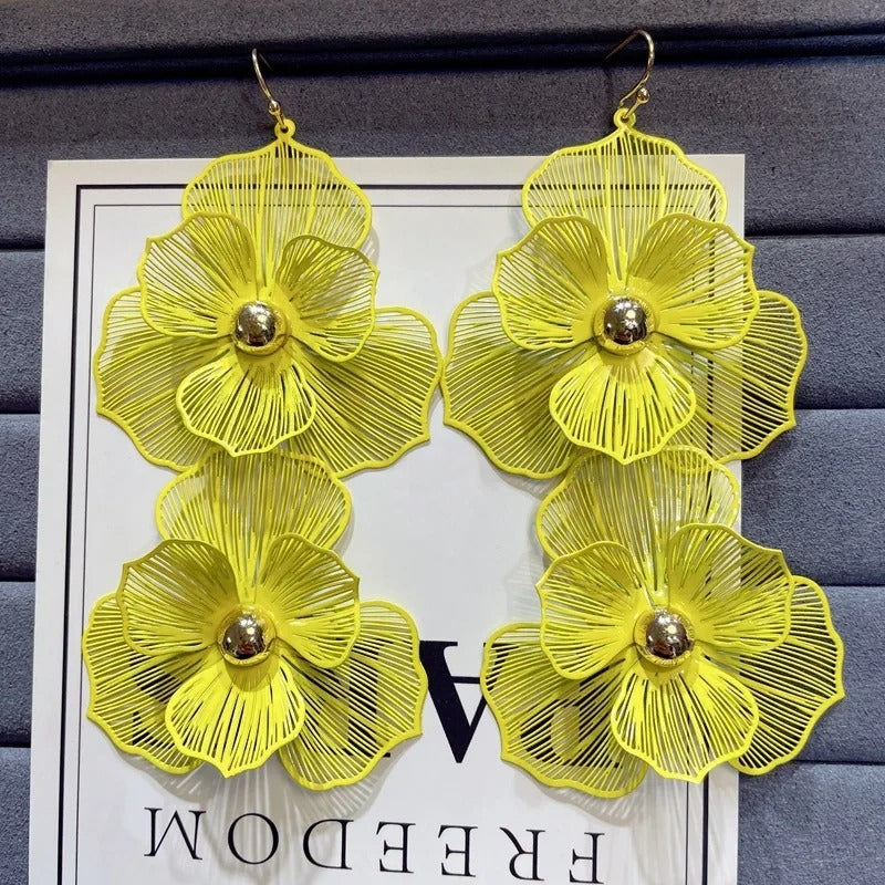 Exaggerated Flower Pearl Drop Earrings Women Party Jewelry