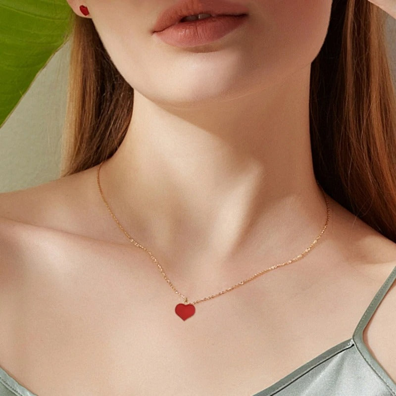 New Heart Pendants Necklaces for Women Black Red Love Drop Necklaces Gold Color Chain Necklaces Party Gifts