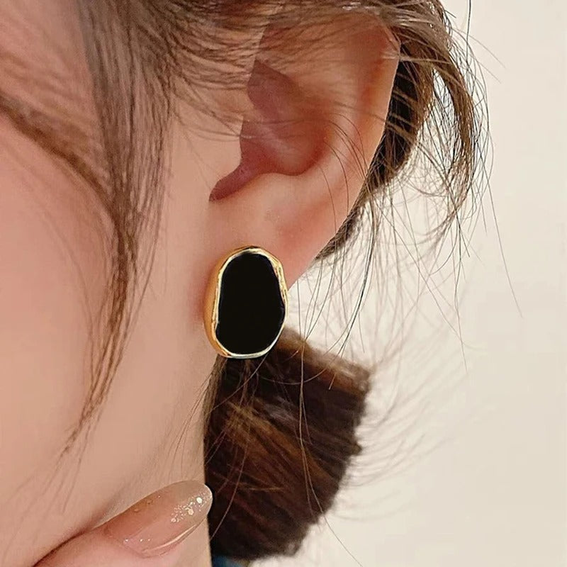 2025 New Black Earrings Irregularity Metal Earring for Women Vintage Jewelry New Design Fashion Aesthetic Earrings Accessories