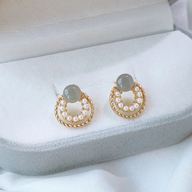 2025 New Small Round Earrings for Women Korean Fashion Sweet Imitation Pearl Circles Tiny Stud Earrings Geometry Ear Jewelry
