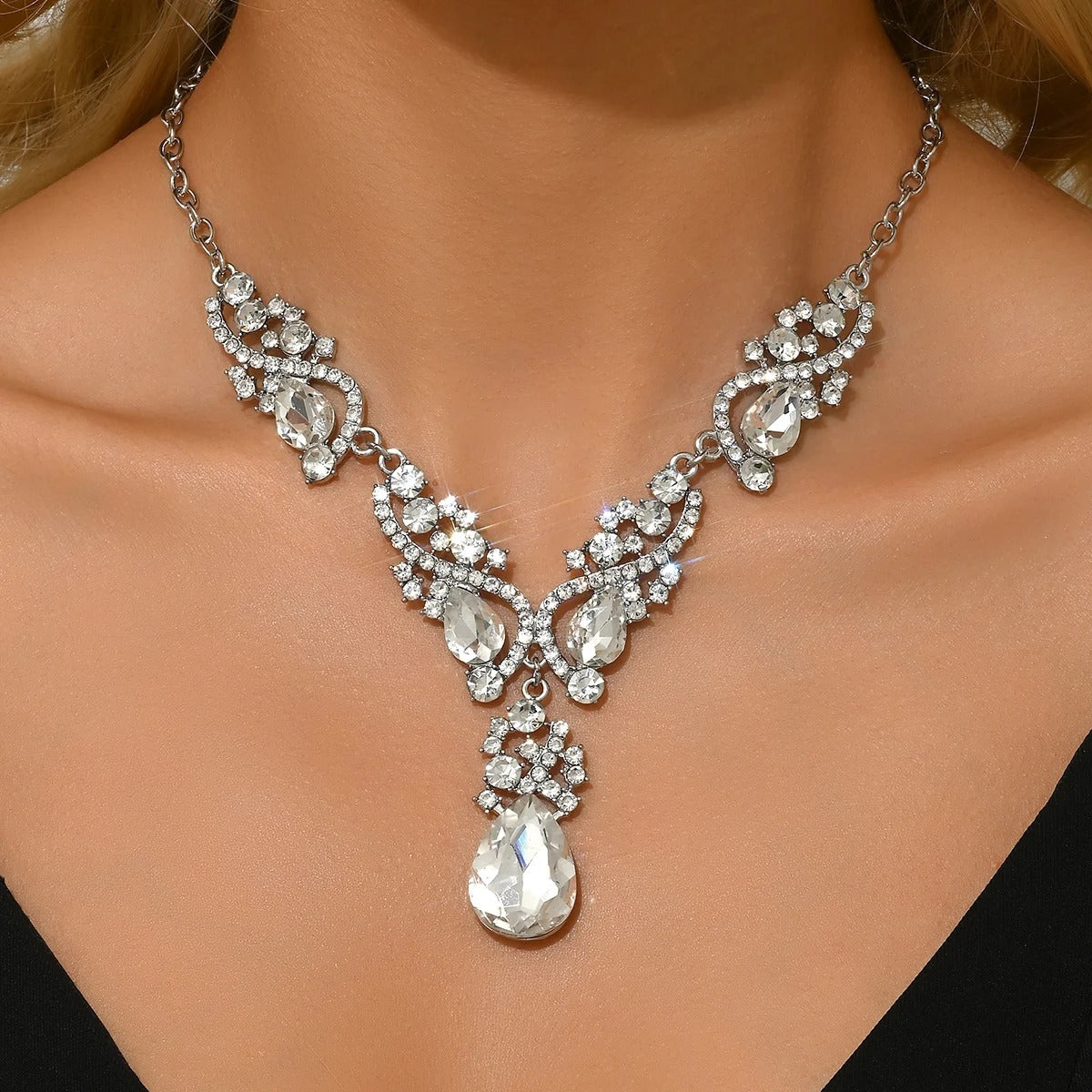 1PC Women's Fashion Trendy Water Drop Pendant Necklace Jewelry Suitable for Date, Party, Festival Gifts
