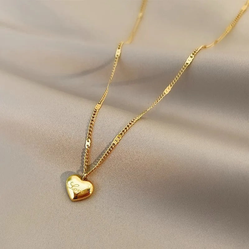 Waterproof Stainless Steel PVD Plate Gold-color Necklace Simple Fashion Peach Heart Engraved Love Collarbone Chain Holiday Gifts