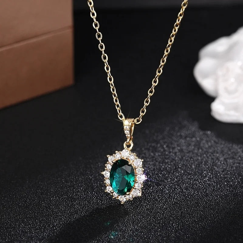 Noble Bright Pendant Necklace for Women Shiny Green Cubic Zirconia Neck Accessories Aesthetic Engagement Wedding Jewelry