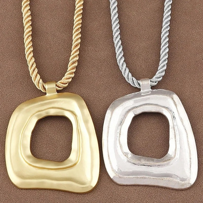 2 Pieces Fashion Personalized Hollowed Out Square Minimalist Style Metal Alloy Silver Color Gold Color Pendant Necklace