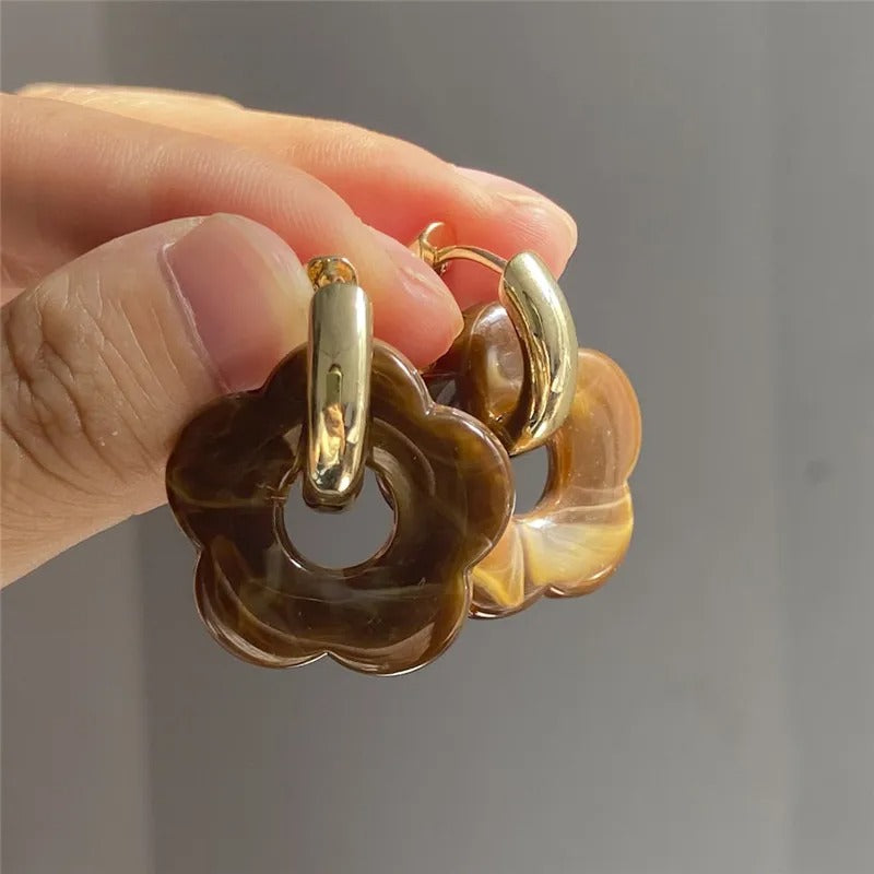 2025 Pink Acrylic Flower Resin Drop Earrings Simple Round Hollow Copper Girls Jewelry Cute Party Personality Gifts