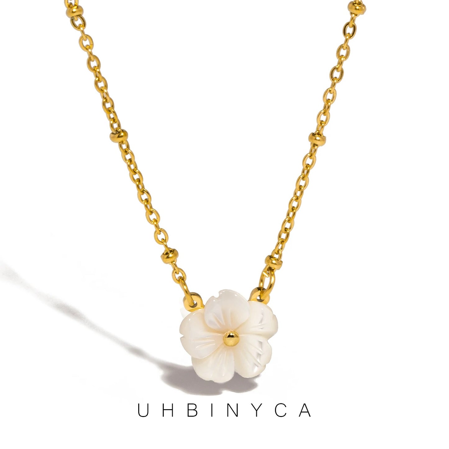 Fashion Sakura Flower Pendant Necklace White Shell Women Jewelry