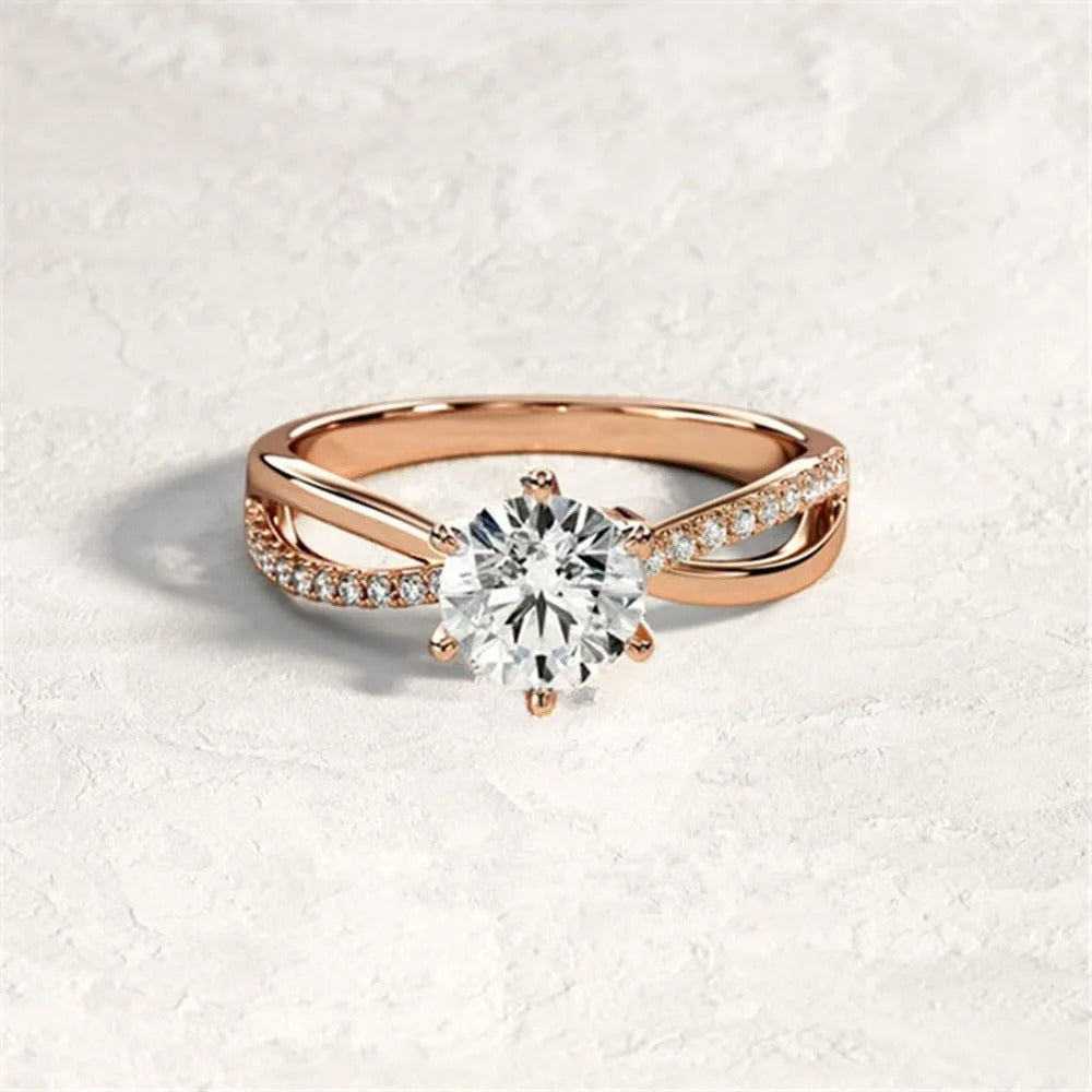 Fashion Women Rings Metal Crystal Rhinestones Zircon Ring for Women Romantic Bride Girl Proposal Ring Wedding Jewelry Gift