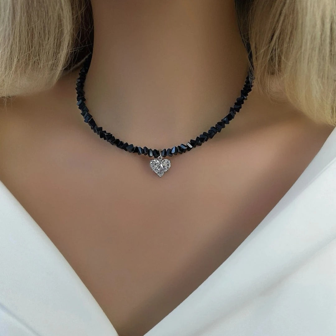Black Beads Necklace With Heart Pendant Female Jewelry Luxury Rhinestone Choker Necklaces Women Ladies Party Necklace