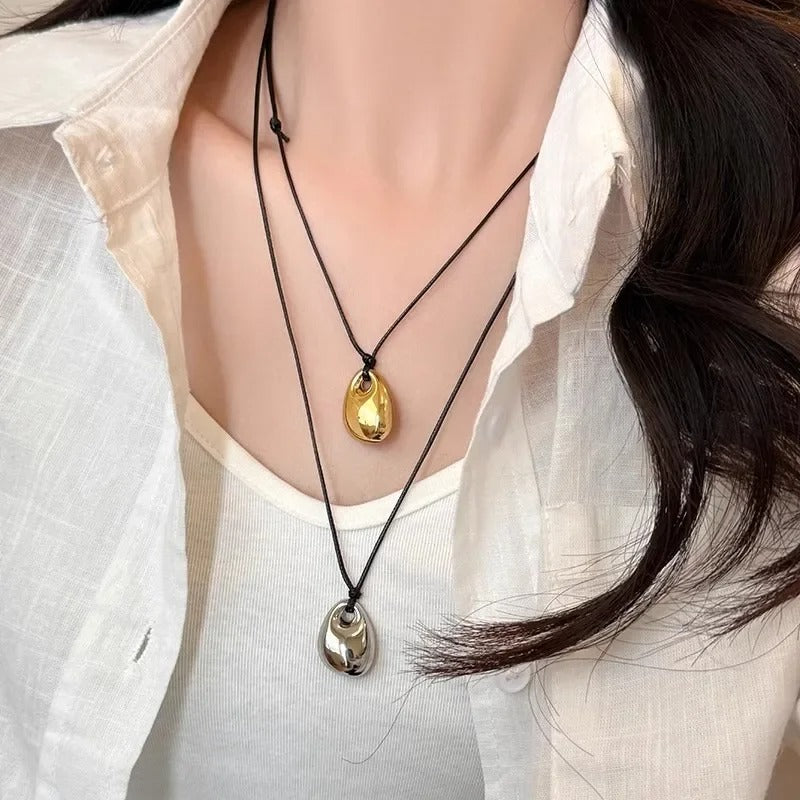 Minimalist Black Leather Rope Necklace Women's Autumn and Winter Simple Fashion Irregular Metal Pendant Long Sweater Chain
