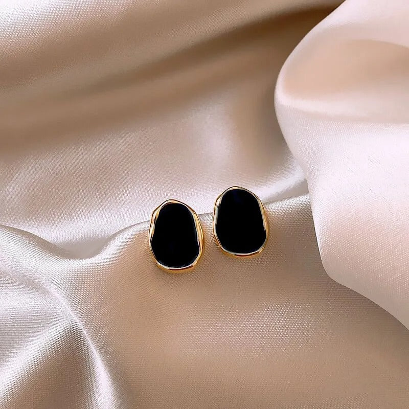 2025 New Black Earrings Irregularity Metal Earring for Women Vintage Jewelry New Design Fashion Aesthetic Earrings Accessories