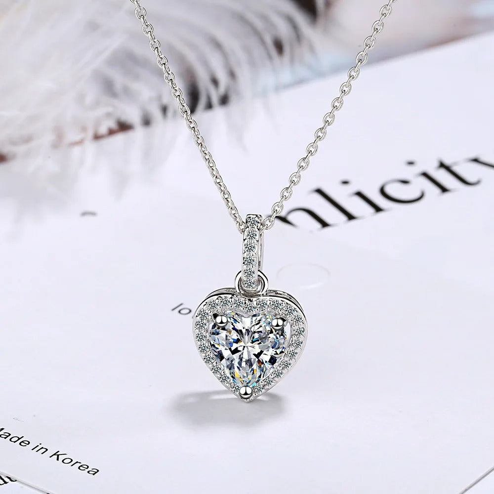 Silver Zircon Heart Pendant Necklaces For Women Luxury Designer Jewelry Gift Female Jewelry Trend 2025