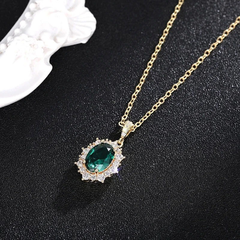 Noble Bright Pendant Necklace for Women Shiny Green Cubic Zirconia Neck Accessories Aesthetic Engagement Wedding Jewelry