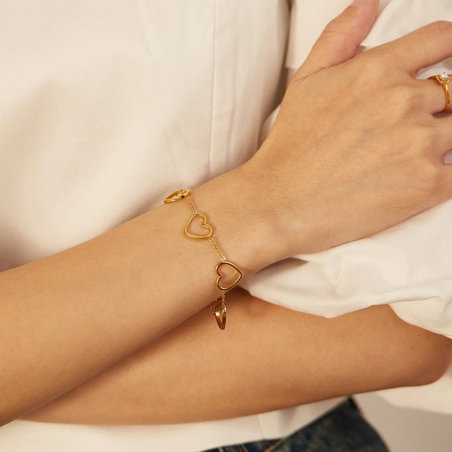 Fashion Elegant Hollowed Out Four-leaf Clover Bracelet Stainless Steel Adjustable Chain Bracelets Ladies Daily Jewelry