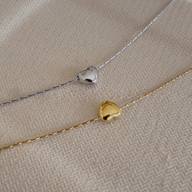 Fashion Mini Heart Necklaces Silver Color Chain Smalll Love Necklace Pendant on Neck Bohemian Necklaces Jewelry for Women Gifts