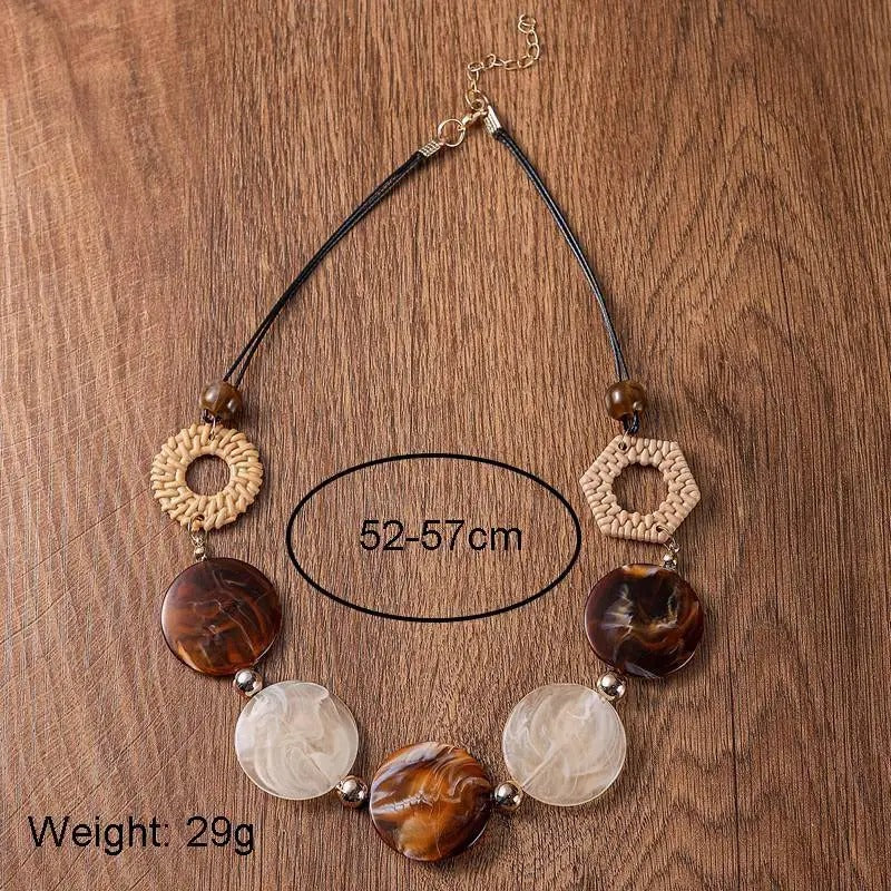 Vintage Acrylic Accessories Handmade Pendants Necklaces Statement Geometric Retro Necklace for Women Daily Fashion Jewelry