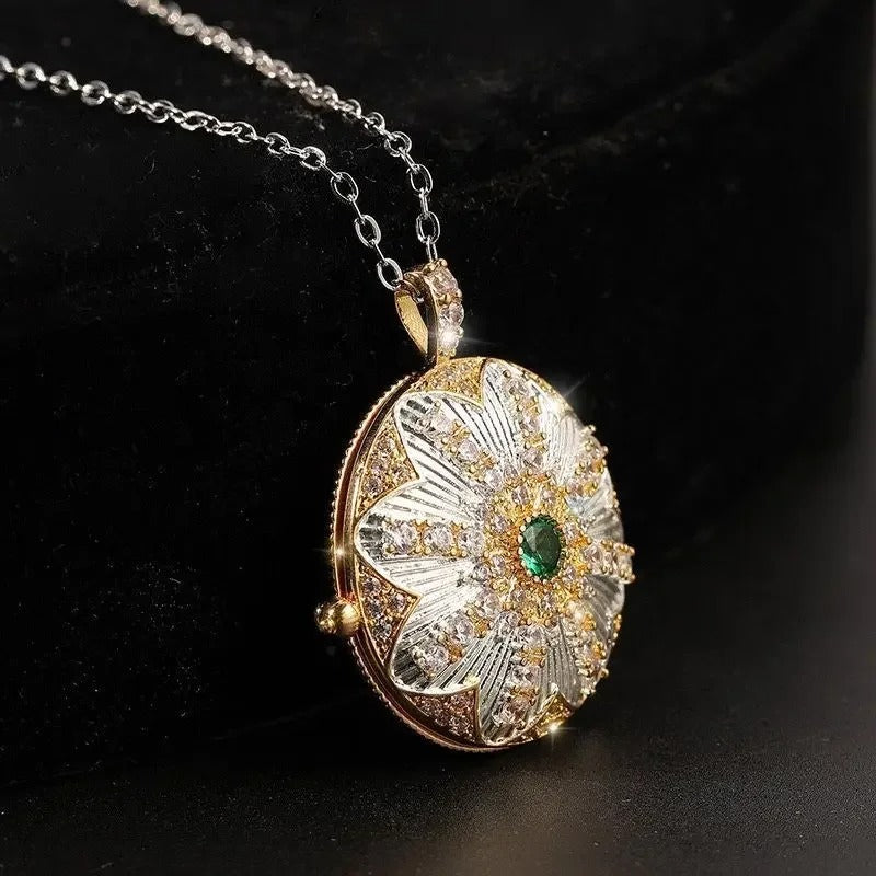 New in vintage silver 925 inlay diamond dazzling round necklaces fashion and exquisite opened green gem pendant wedding jewelry