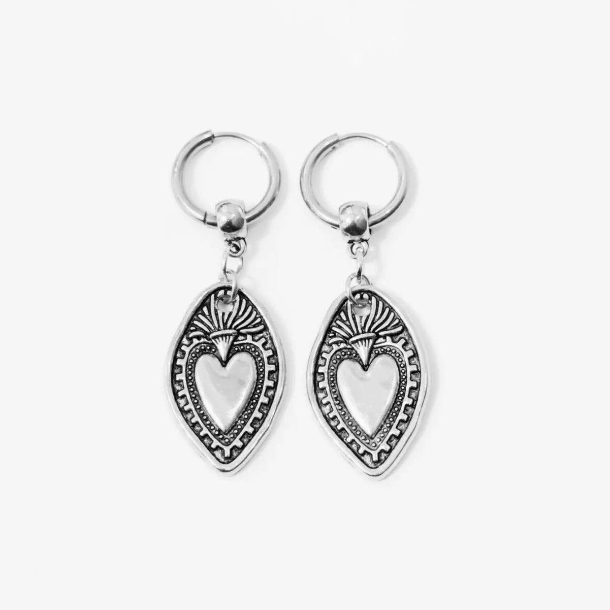 Heart of Fire Gothic Earrings Vintage Oval Charm Ear Hooks for Her