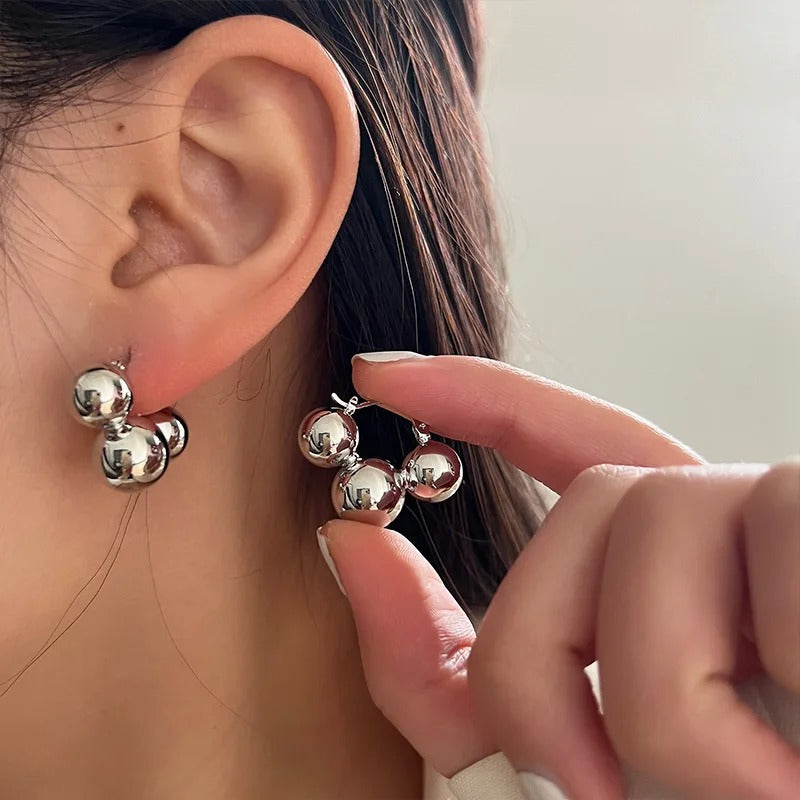 Metal Ball Earrings European And American Style Personalized Fashion Stud Earrings Ladies Girls Travel Wedding Accessories 2024