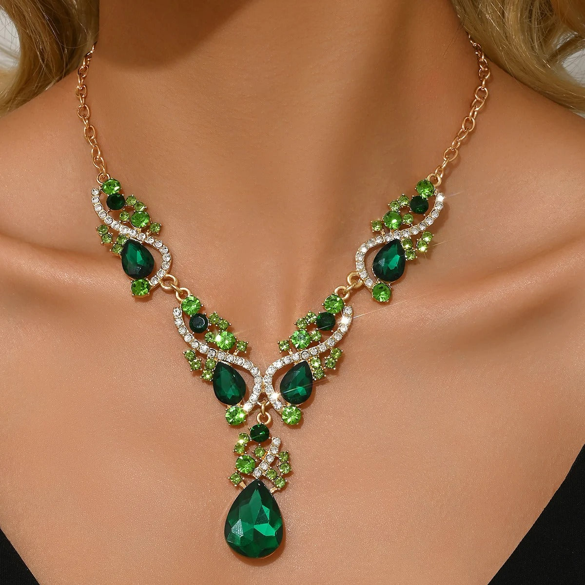 1PC Women's Fashion Trendy Water Drop Pendant Necklace Jewelry Suitable for Date, Party, Festival Gifts
