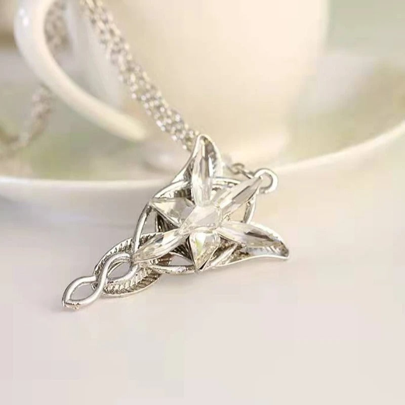 Fashionable The Lord of the Rings and the Angel Princess perfectly combine the necklace of Warcraft