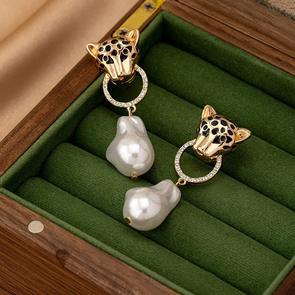 Lion Head Pearl Dangle Earrings for Women Fashion Jewelry Gift