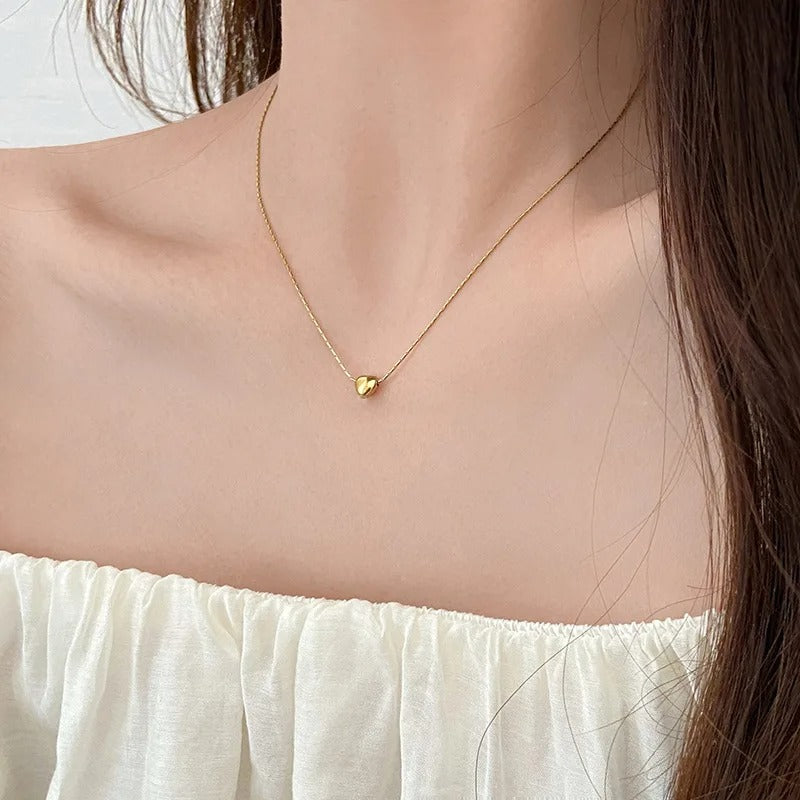 Fashion Mini Heart Necklaces Silver Color Chain Smalll Love Necklace Pendant on Neck Bohemian Necklaces Jewelry for Women Gifts