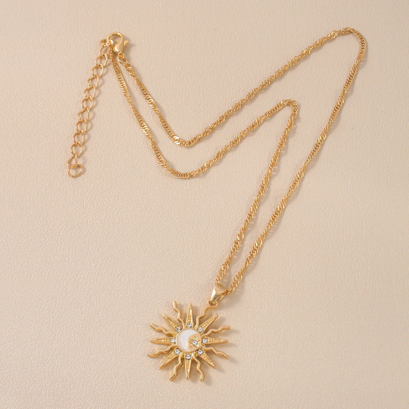 Shining Sun, Star & Moon Pendant Necklace Retro Rhinestone Three-in-One Design for Women, Versatile Party Jewelry