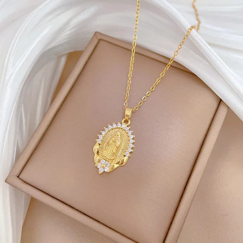 Fashion Exquisite Gorgeous Virgin Mary Necklace Classic Personalized Flower Hundred Stainless Steel Lucky Girl Party Gift