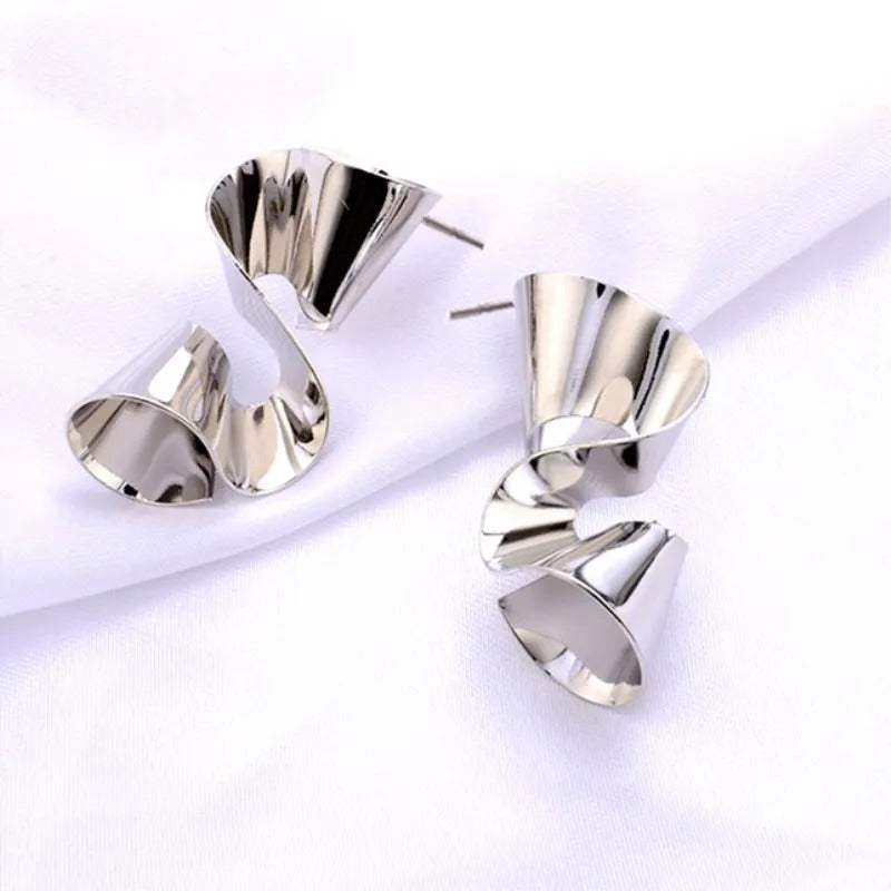 European Asymmetry Big Spiral Wave Drop Earrings Women Gold Statement