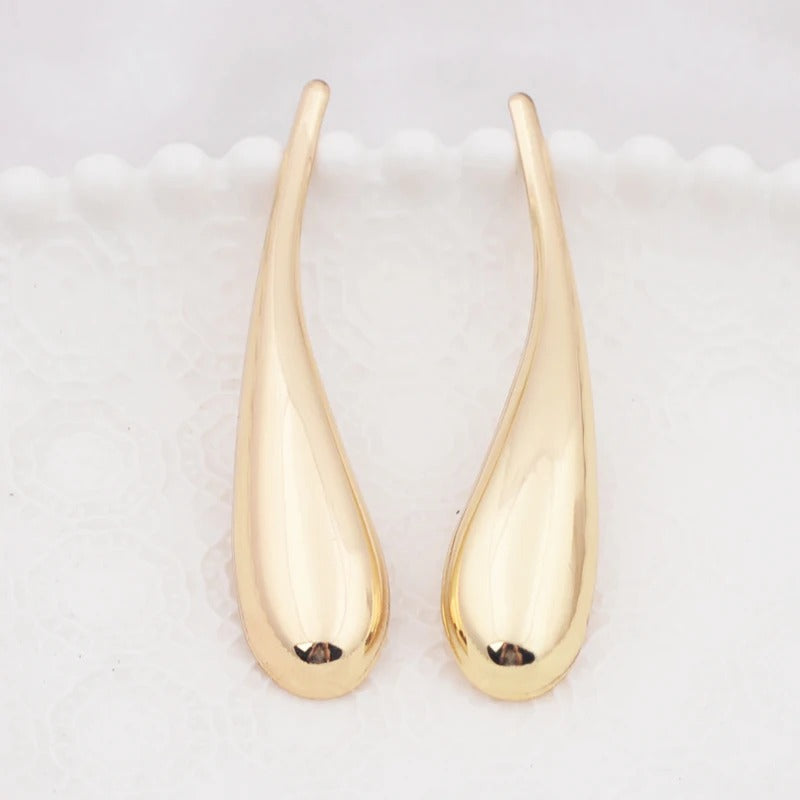Women’s Long Water Drop Earrings Golden Metal Vintage Dangle