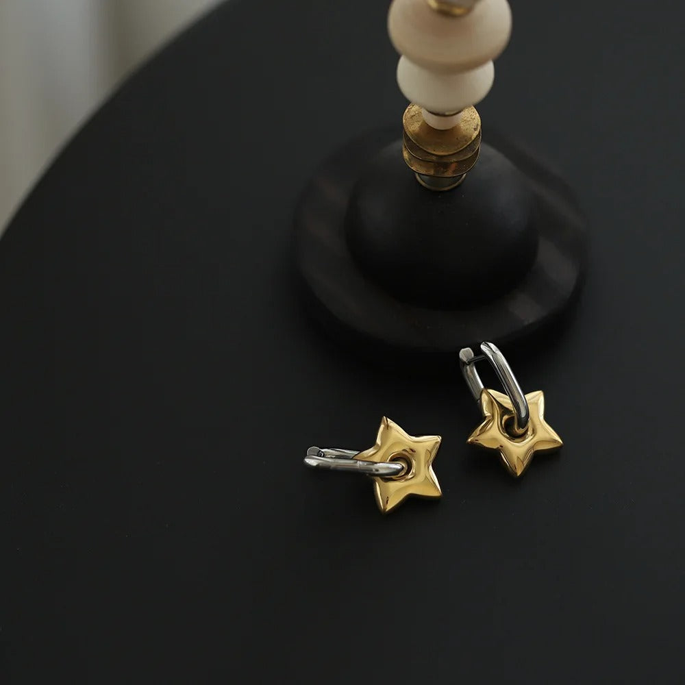 Lucky Star French contrasting stainless steel oval shaped five pointed star earrings, long-lasting color