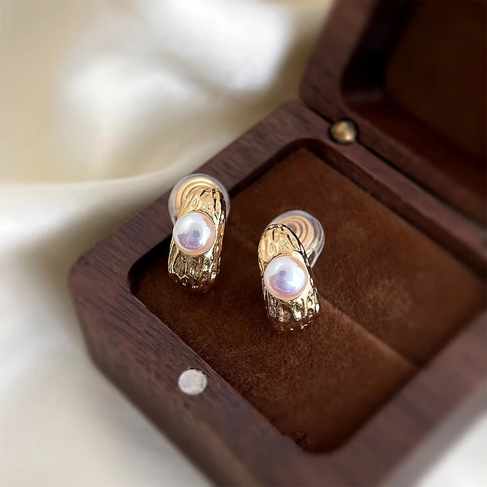 2025 Vintage Freshwater Pearl Painless Mosquito Coil Earrings for Women C-shaped Exquisite Chunky Hammere Ear Clip Jewelry Gifts