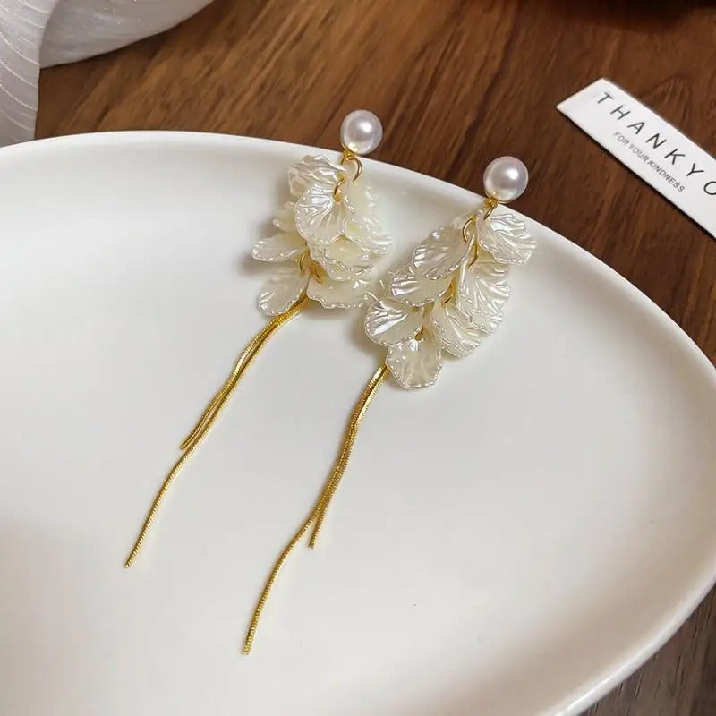 White Flower Drop Earrings with Pearl Tassel Elegant Jewelry for Women