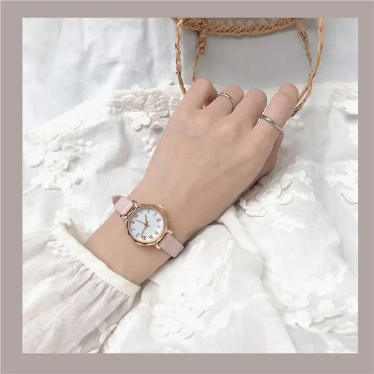 New women's fall fashion easy to take simple compact crowd watch female students casual small dial diamond college style