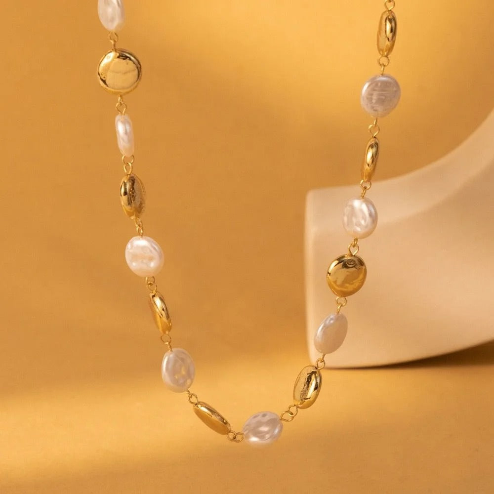 Creative Imitation Pearl Splicing Gold Glossy Circular Necklace For Women's New 2025