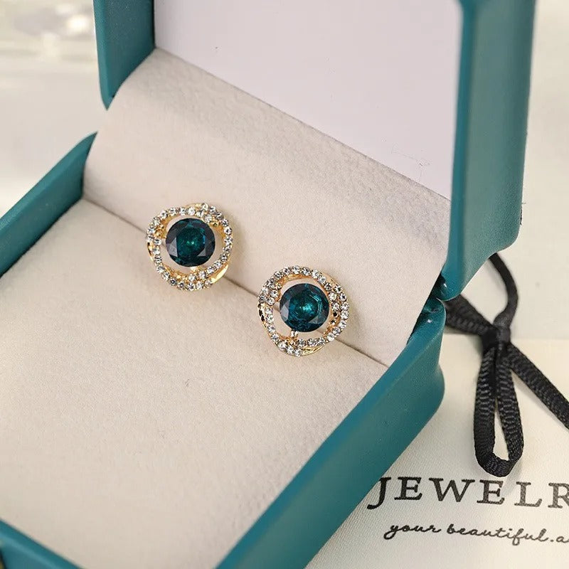 Exquisite Korean Fashion Crystal Earrings For Women Jewelry 2025 Trending New Luxury Women's Noble Green Zircon Stud Earrings