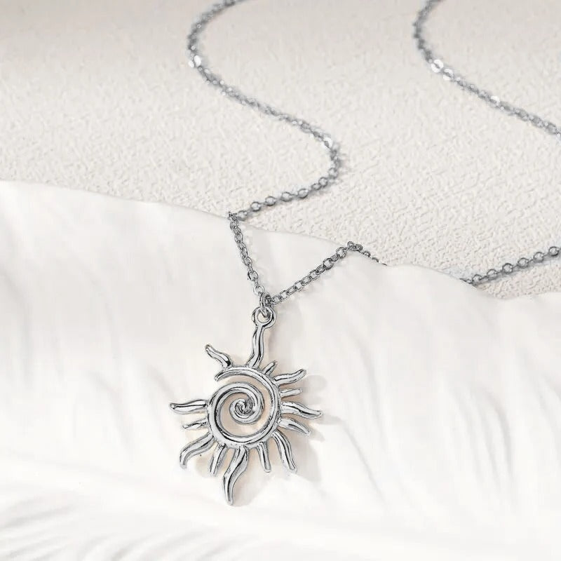 Vintage Gold Silver Plated Whirlpool Sun Necklace For Women Irregular Geometric Pendants Necklaces Jewelry