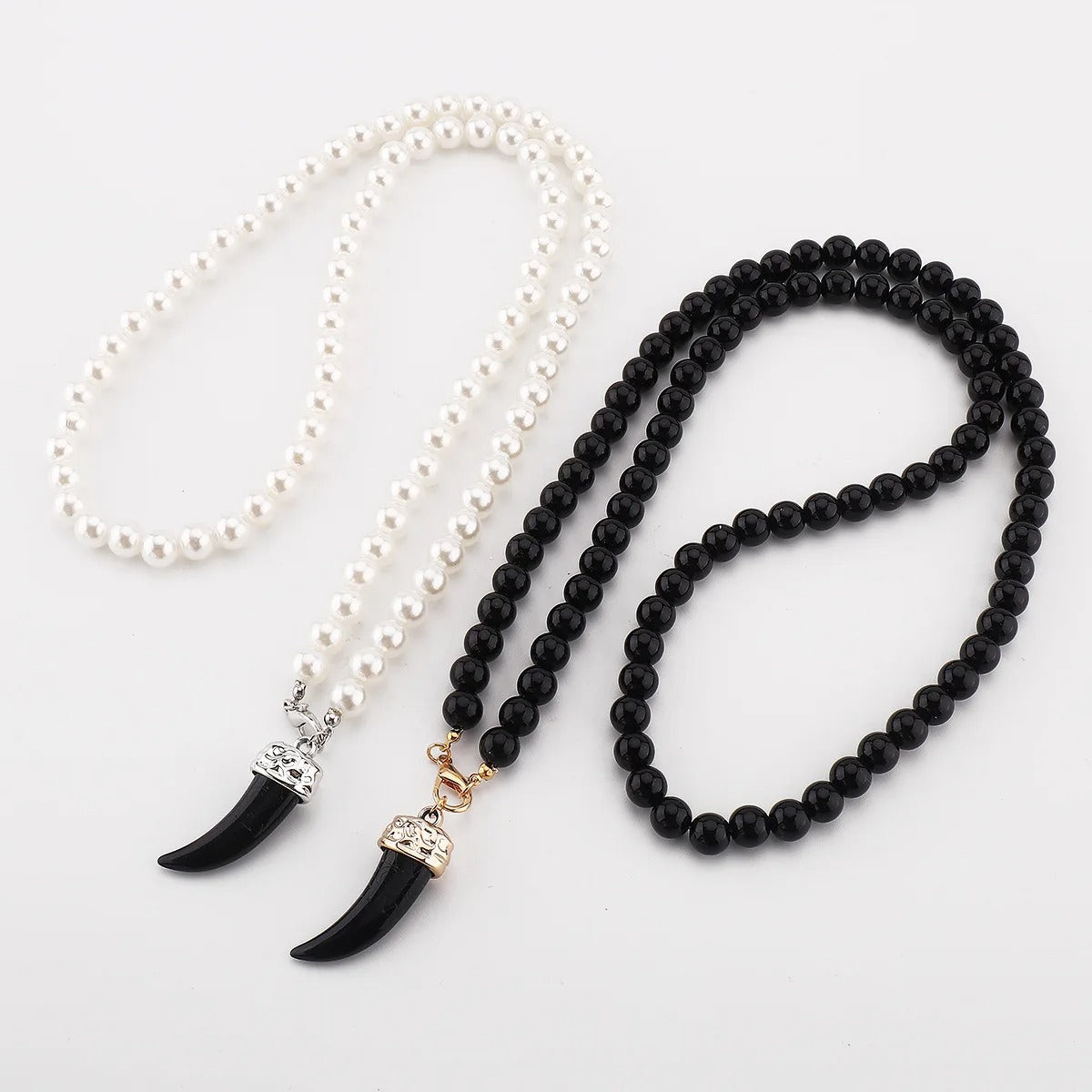 Vintage Women Jewelry Personality Horn Pendant High Quality Pearl Beaded Necklaces 2025 Trend Holiday Party Accessories