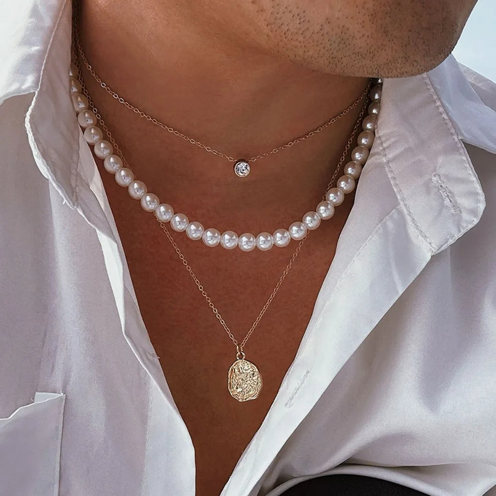Elegant Jewelry Shell Heart Pendant Necklace Irregular Imitation Pearl Chain Unique Women Valentine's Fashion Necklace.