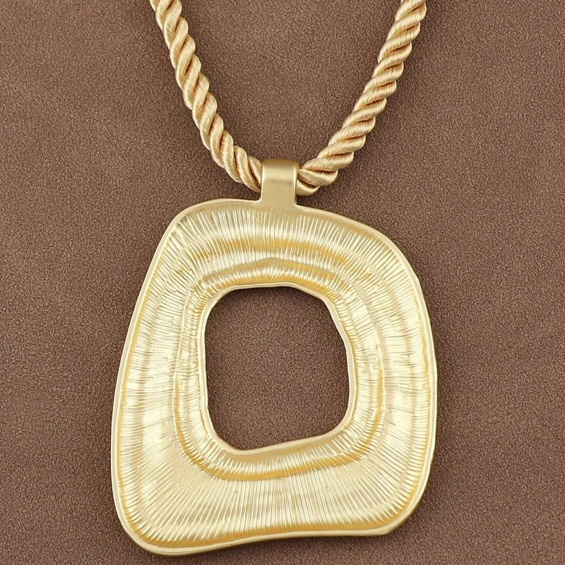 2 Pieces Fashion Personalized Hollowed Out Square Minimalist Style Metal Alloy Silver Color Gold Color Pendant Necklace