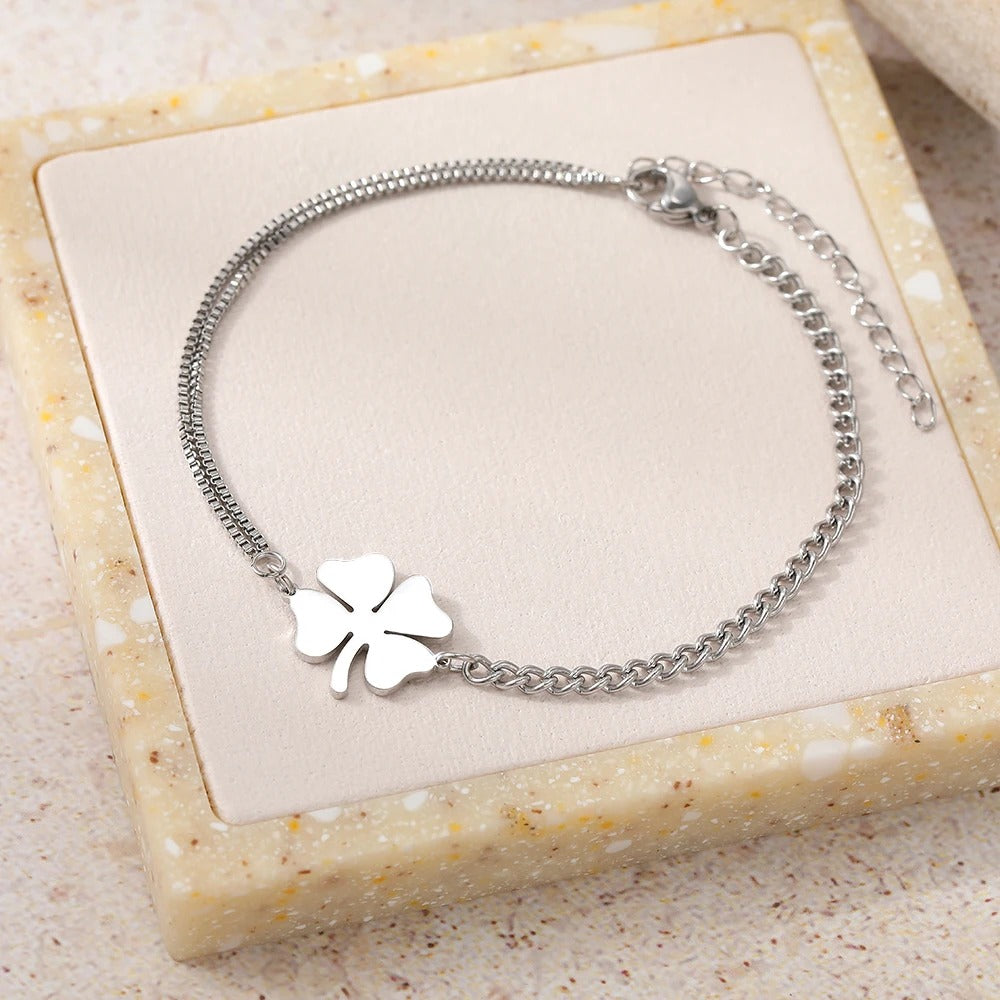 Classic Clover Pendant Bracelet Non-Fading Stainless Steel Jewelry